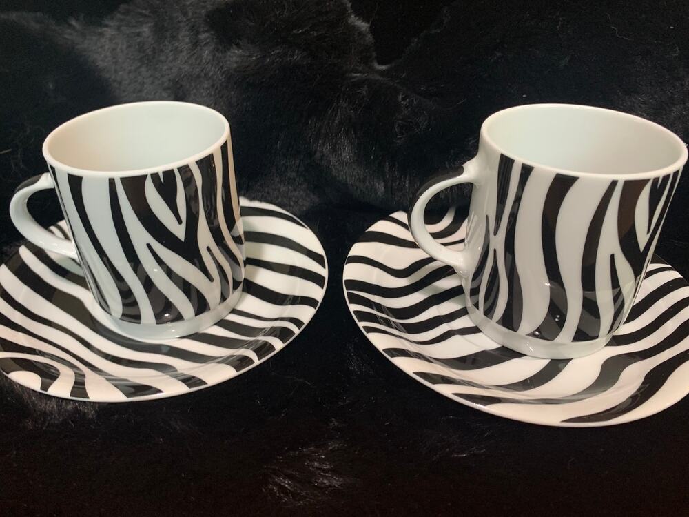 Vintage Espresso Cups and Saucers, Tirschenreuth Zebra, 2 sets